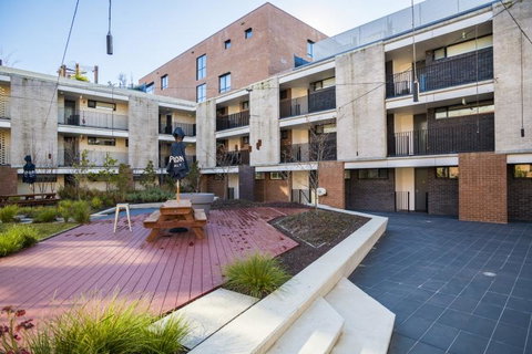 Accommodate Canberra - The Prince - Holiday Cairns 2
