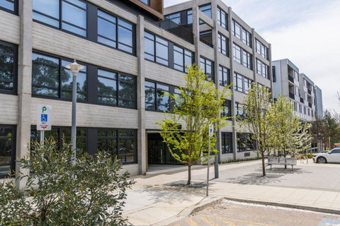Accommodate Canberra - Warehouse - Holiday Cairns 2