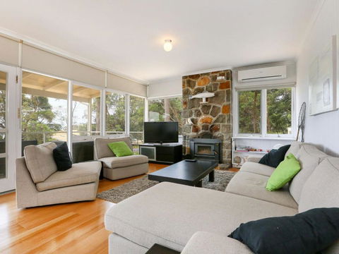 DROMANA BEACH SHACK - Holiday Cairns 0