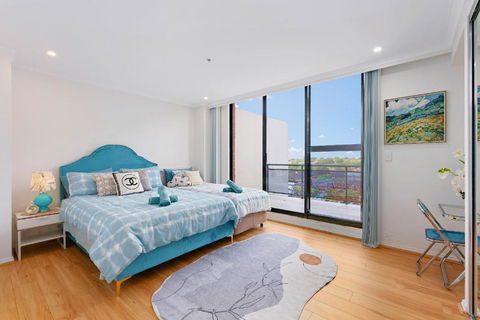 Epic CBD City View 3BR Penthouse Walk To Station&shopping Centre - Holiday Cairns 3