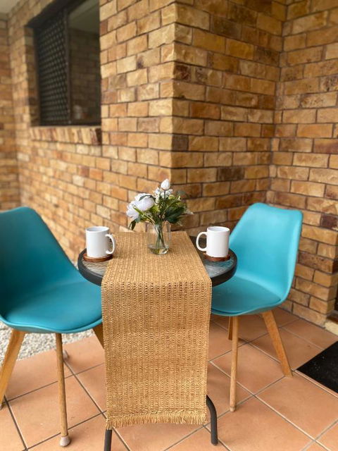 Fabulous Canal-front Unit In Mooloolaba - Holiday Cairns 3