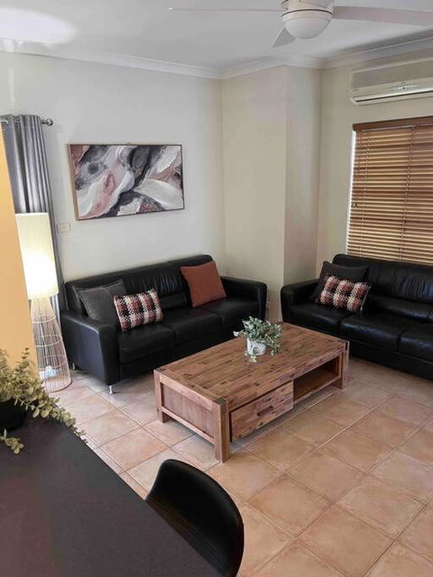 Fairway View - Holiday Cairns 4