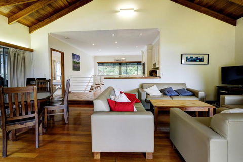 Far Shore - Holiday Cairns 3