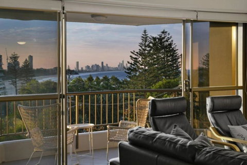 Gemini Court - Hosted By Burleigh Letting - Holiday Cairns 2