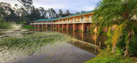 Golf Club Motor Inn Wingham - Holiday Cairns 1