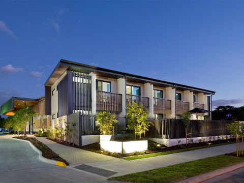 Glen Hotel And Suites - Holiday Cairns 0