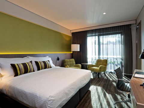 Glen Hotel And Suites - Holiday Cairns 1