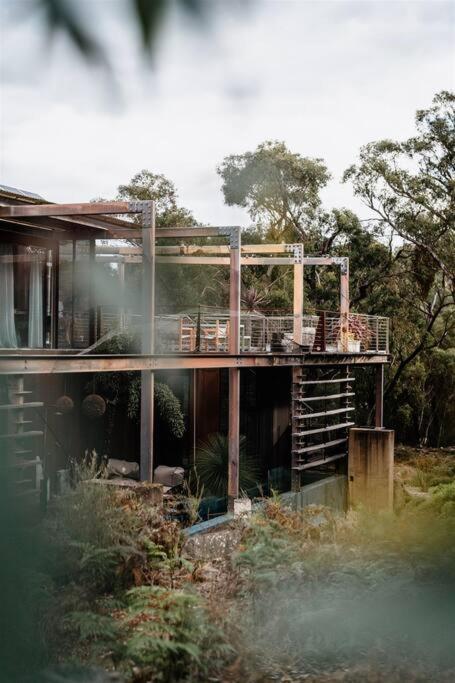 Grand Designs Eco Bush Retreat - Holiday Cairns 4