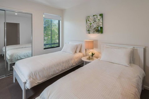 H6B - Round About Bulimba - Holiday Cairns 3