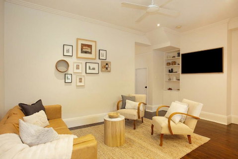 Harbourside Hideaway Double Bay - Holiday Cairns 2