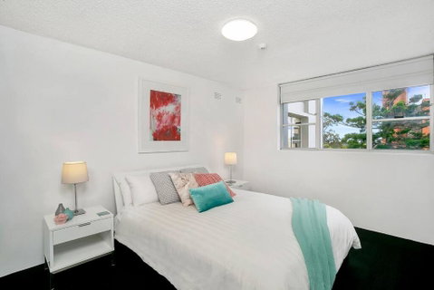 HARIS - Modern 2BR Apartment With Views - Holiday Cairns 2