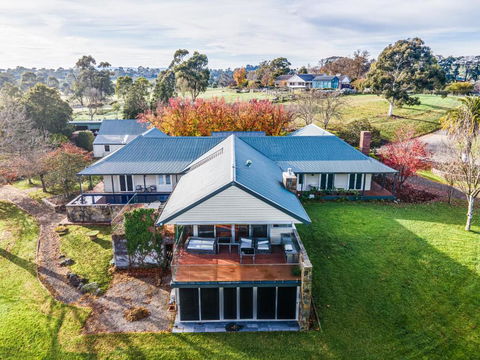 Heritage Holiday House No.15 - Holiday Cairns 1