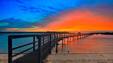 Hidden Gem - Holiday Cairns 0