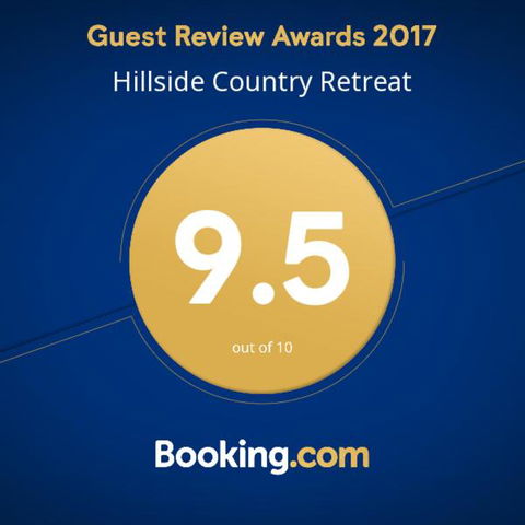 Hillside Country Retreat - Holiday Cairns 2
