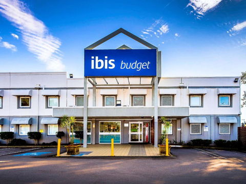 Ibis Budget - Newcastle - Holiday Cairns 0