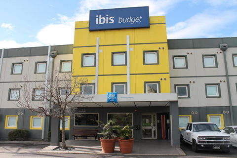 Ibis Budget - Melbourne Airport - Holiday Cairns 1