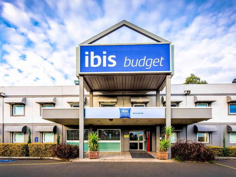 Ibis Budget Wentworthville - Holiday Cairns 0