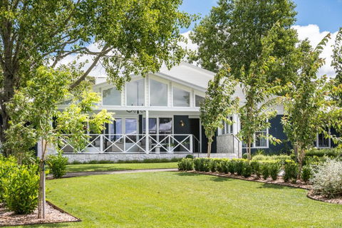 Isca House, Exeter, NSW - Holiday Cairns 3