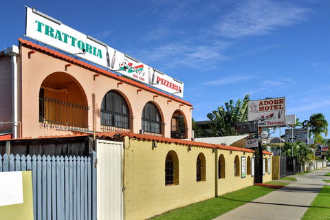 Adobe Motel - Holiday Cairns 0