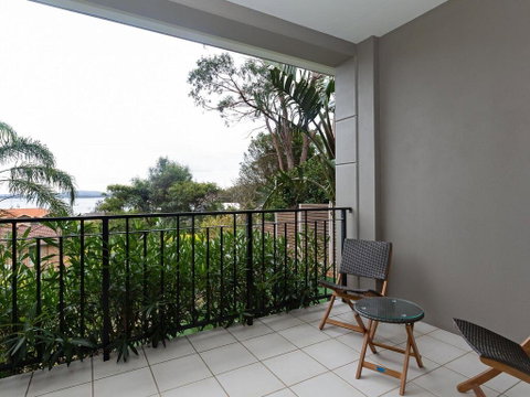 Aislinn' 3/273 Corrie Parade - Air Con, Water Views, BBQ - Holiday Cairns 2