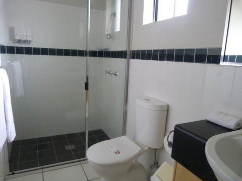 Alara Motor Inn - Holiday Cairns 1