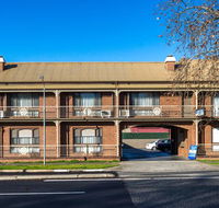 Albury Townhouse Motel - Holiday Cairns
