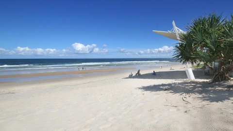 Alinga Unit 4, Amazing Ocean Views - Holiday Cairns 1