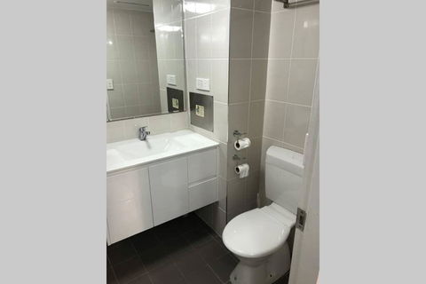 All In 500 Aud Weekly Beachfront The STRAND Studio Apartment - Holiday Cairns 1