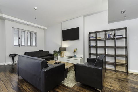 Alloggio Studios On King - Holiday Cairns 0