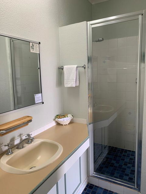 Alluna Motel - Holiday Cairns 2