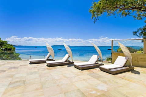 Amarna Luxury Beach Resort - Holiday Cairns 0