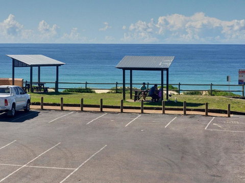 Amazing Ocean Views - Holiday Cairns 0