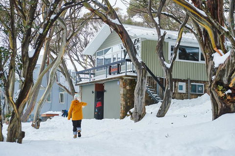 Amber Lodge Mt Buller - Holiday Cairns 2