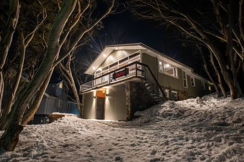 Amber Lodge Mt Buller - Holiday Cairns 0