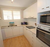 Annie's Apartment - Holiday Cairns