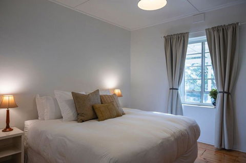Antechamber Bay Retreats - Holiday Cairns 2