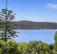 APARTMENT 29 PACIFIC APARTMENTS - Grand Escape with ocean views - Holiday Cairns