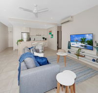 Apartment Close To The City Life on Lake 3 - Holiday Cairns