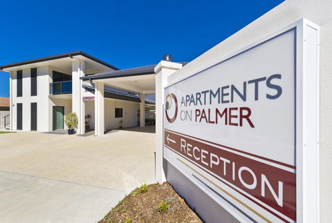 Apartments On Palmer - Holiday Cairns 1