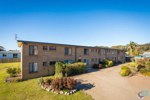 Apollo Unit 26 - Holiday Cairns 1