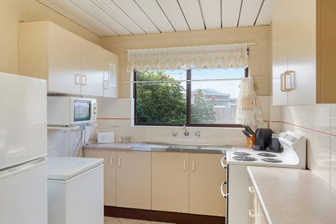Apollo Unit 27 - Holiday Cairns 2