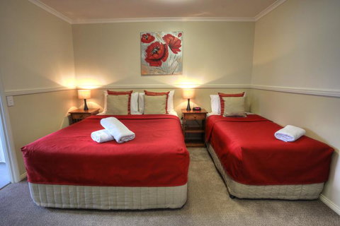 Apple & Grape Motel - Holiday Cairns 2
