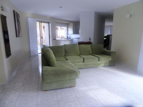 Apurla Hervey Bay - Located At The Point - Holiday Cairns 1