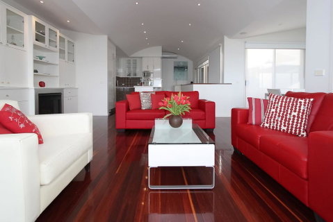 Aqua Luna - Holiday Cairns 0