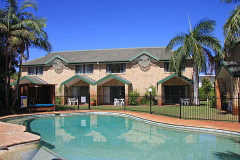 Aqua Villa Holiday Apartments - Holiday Cairns 3