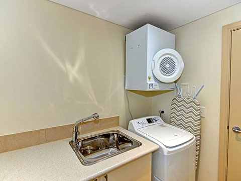 Aqua Viva 2 - Holiday Cairns 2