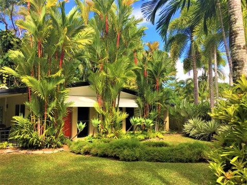Aquatica - Luxe Holiday Home - Holiday Cairns 1