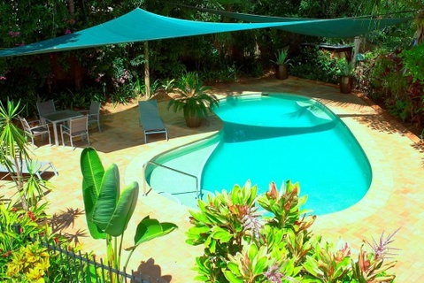 Aquatica - Luxe Holiday Home - Holiday Cairns 0