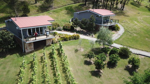 Araluen Boutique Accommodation - Holiday Cairns 0