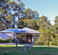Araluen Park Cottages - Holiday Cairns